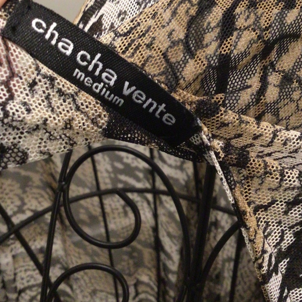 Cha Cha Vente Sheer Snakeskin Tunic Cover Up - Picture 7 of 7